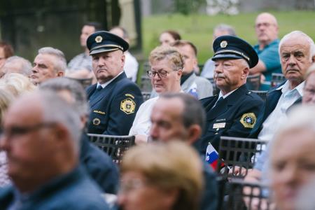 Župan Matej Slapar ob dnevu državnosti »Ko narod stoji odločno, z vero v svoje vrednote in pravice, postane nepremagljiv.«  (70)